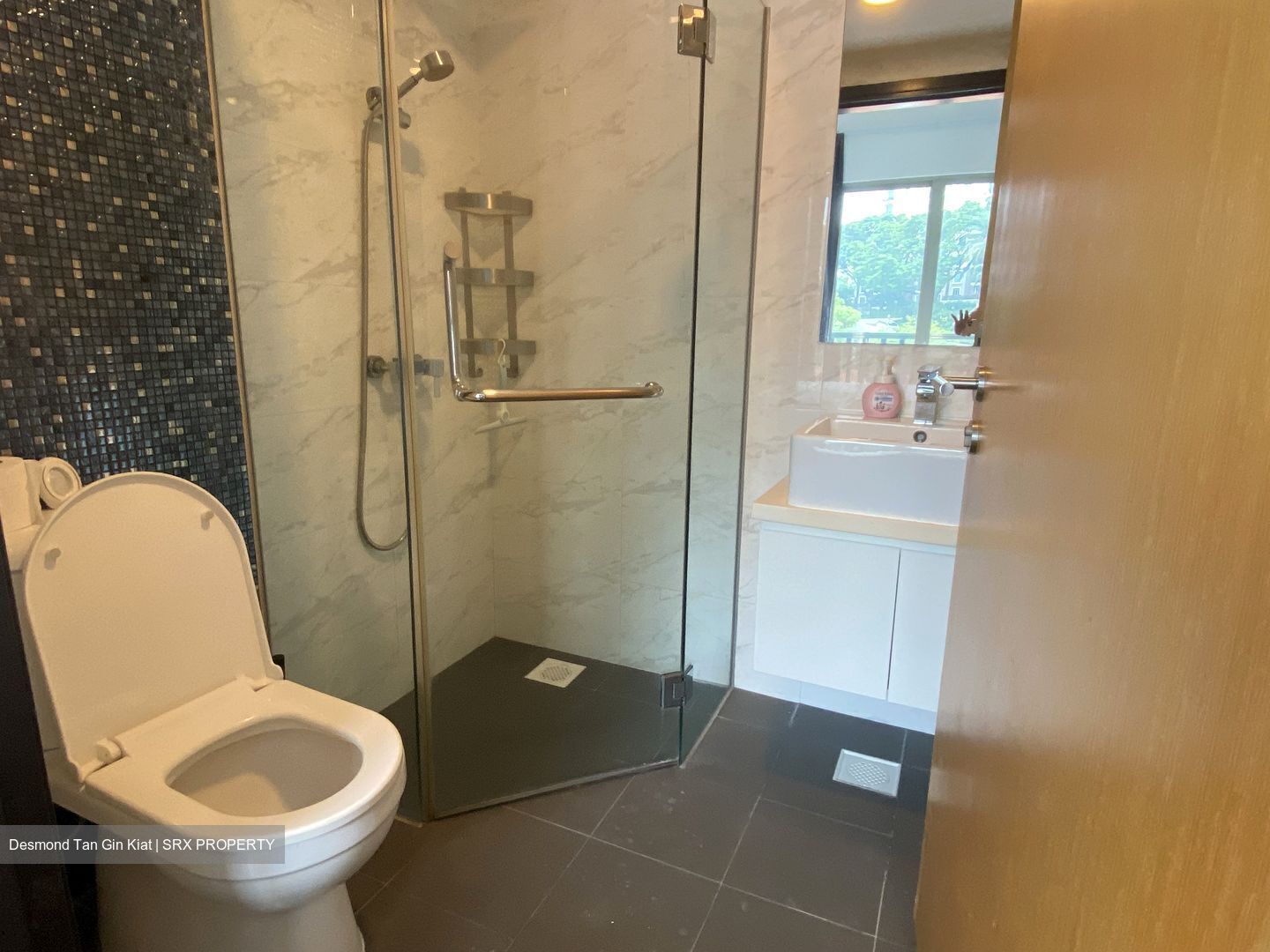RV Point (D9), Apartment #635985551